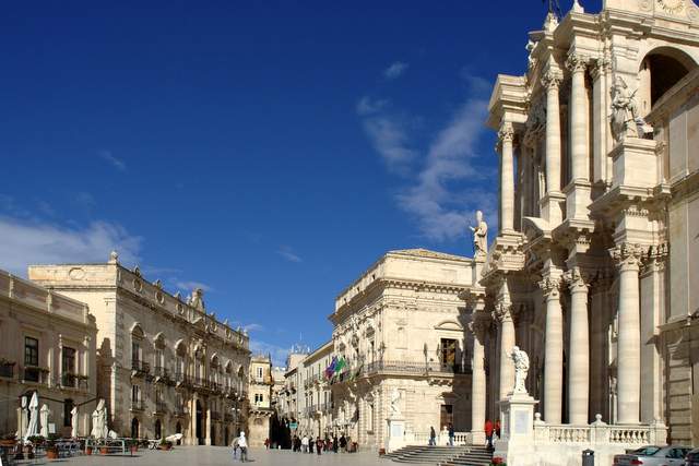 Piazza del Duomo Siracusa